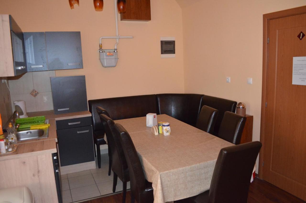 Holdfenyszallas Bed & Breakfast Segedin Dış mekan fotoğraf