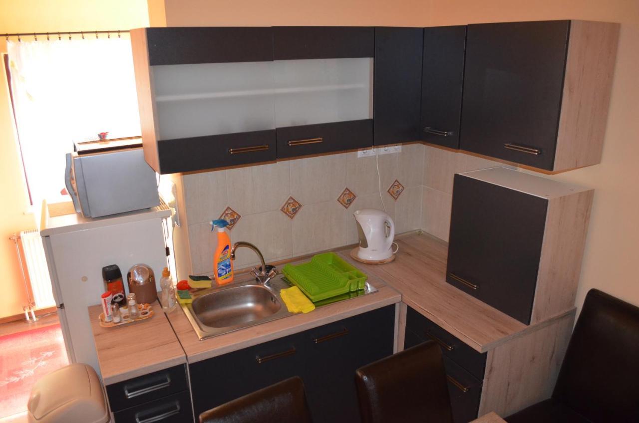 Holdfenyszallas Bed & Breakfast Segedin Dış mekan fotoğraf