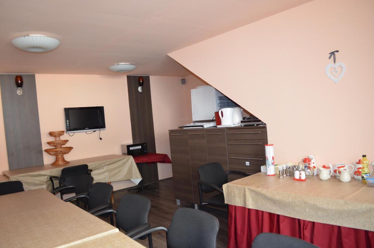 Holdfenyszallas Bed & Breakfast Segedin Dış mekan fotoğraf