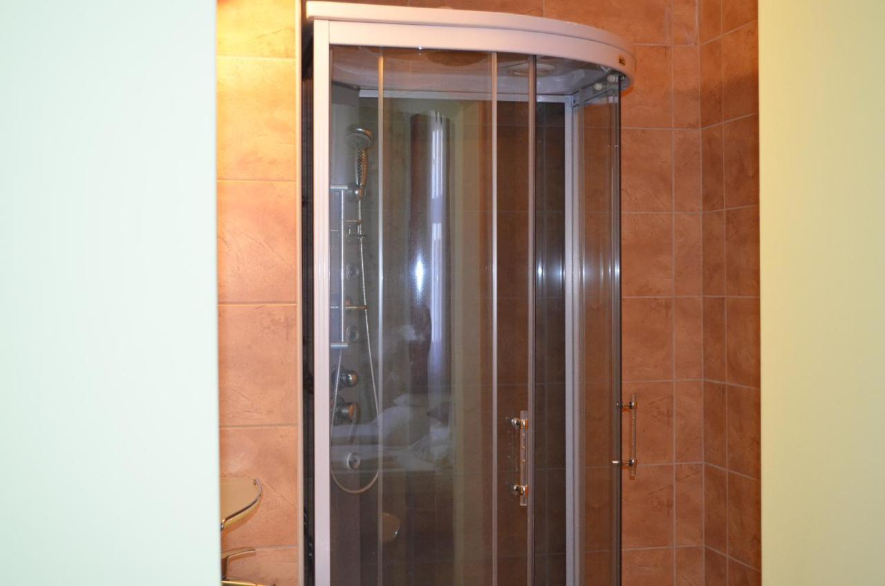 Holdfenyszallas Bed & Breakfast Segedin Dış mekan fotoğraf