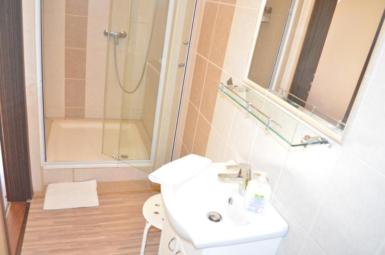 Holdfenyszallas Bed & Breakfast Segedin Dış mekan fotoğraf